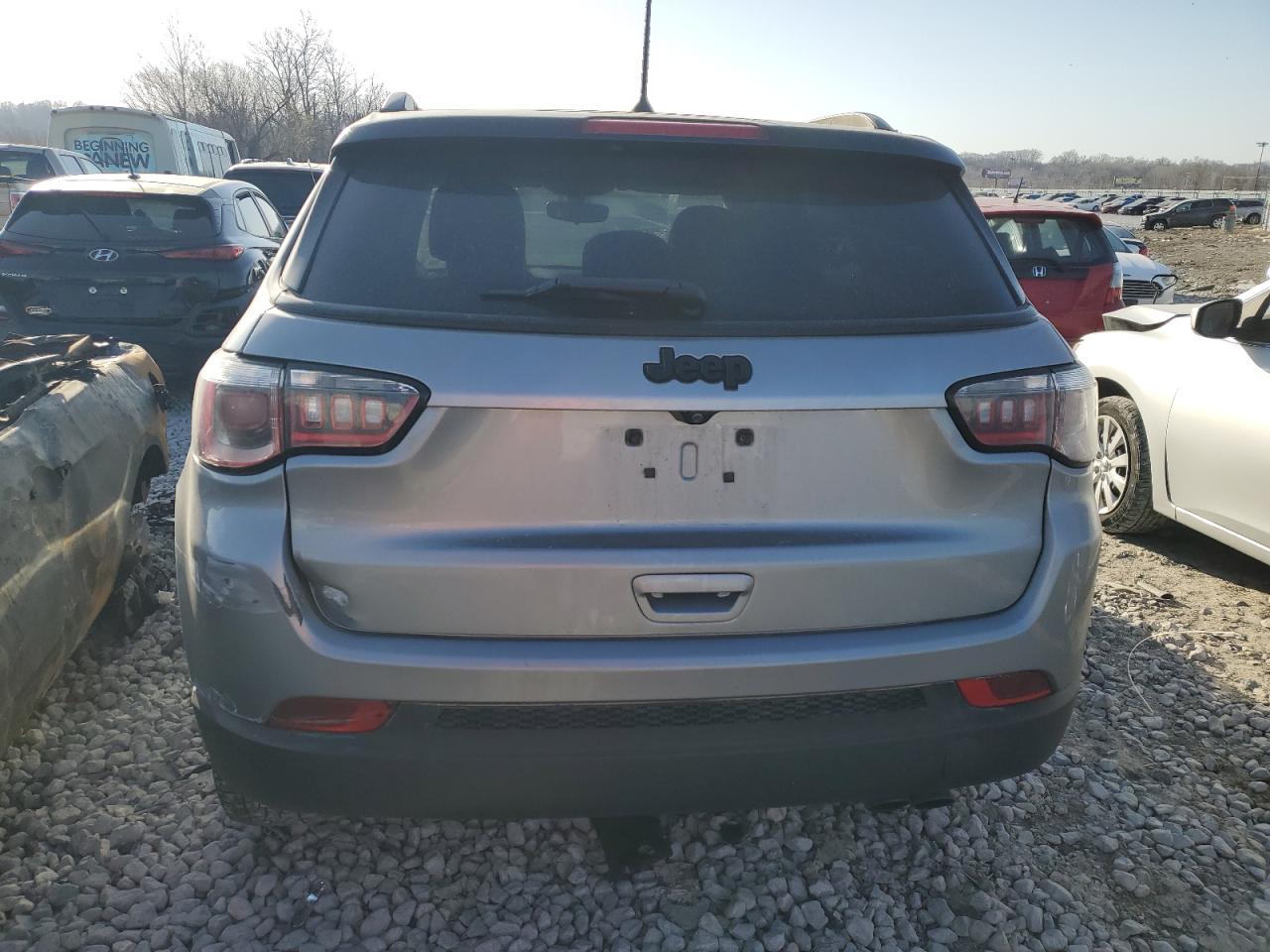 2018 Jeep Compass - Image 6