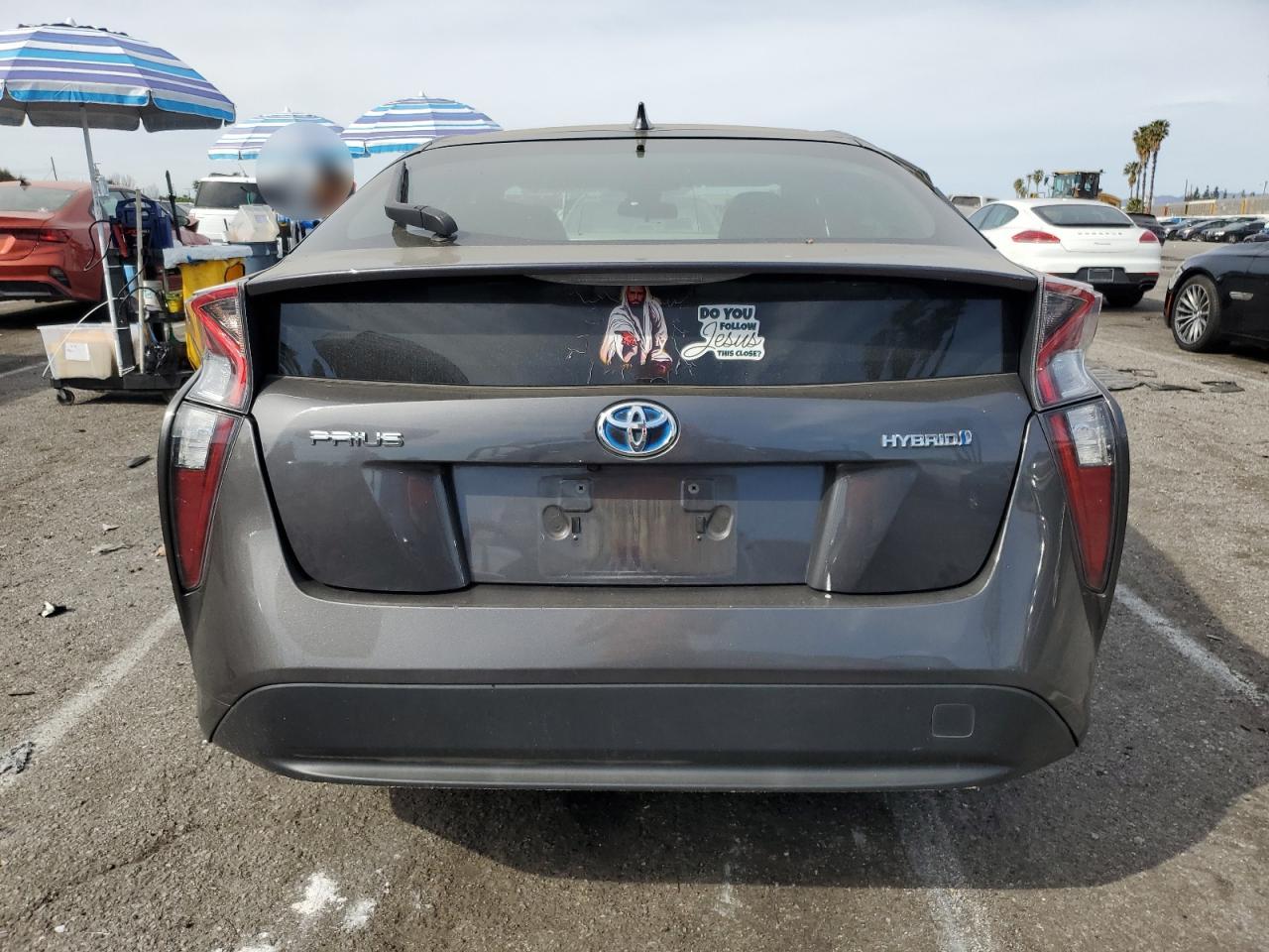 2017 Toyota Prius - Image 6
