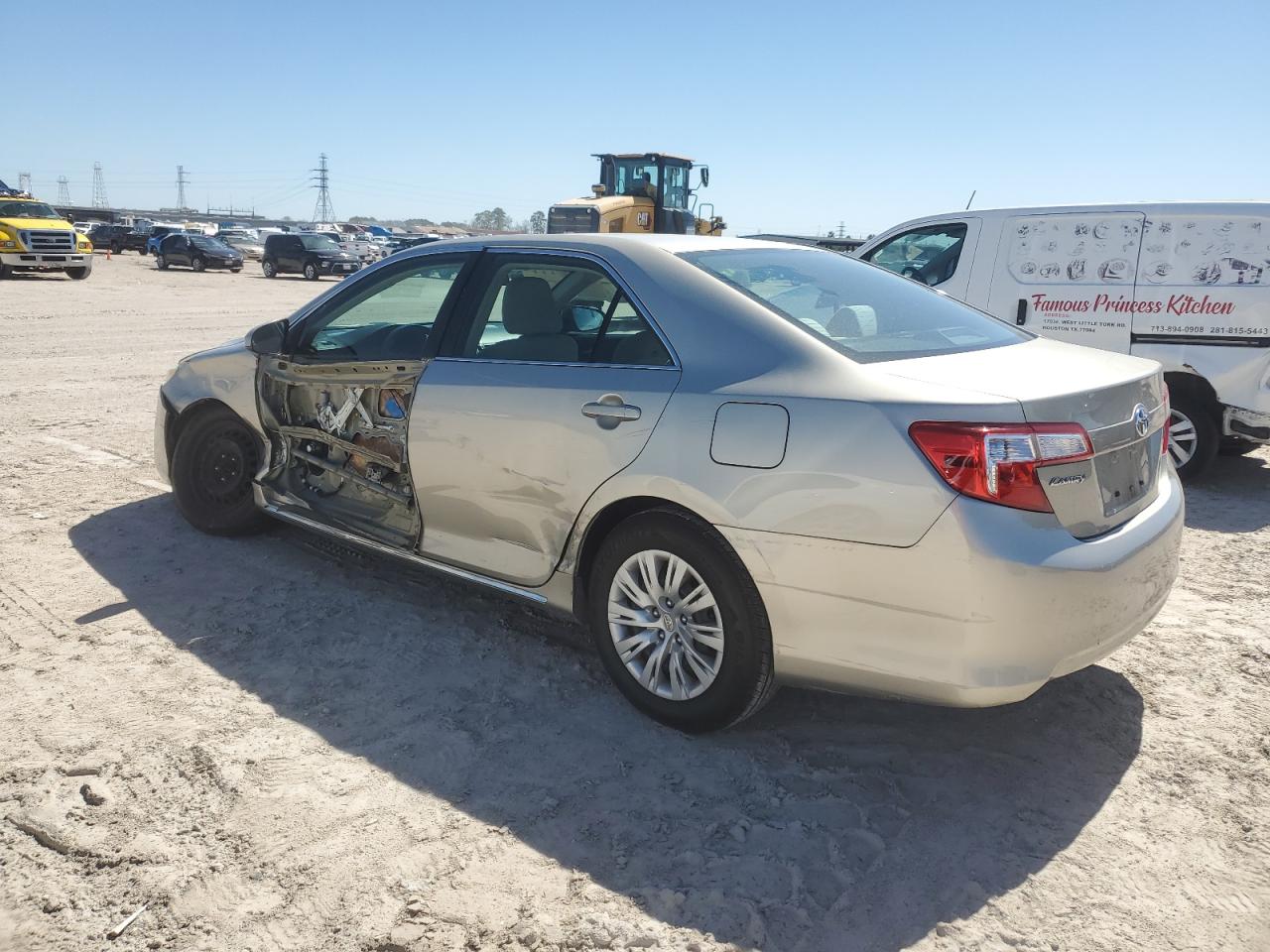2014 Toyota Camry - Image 2
