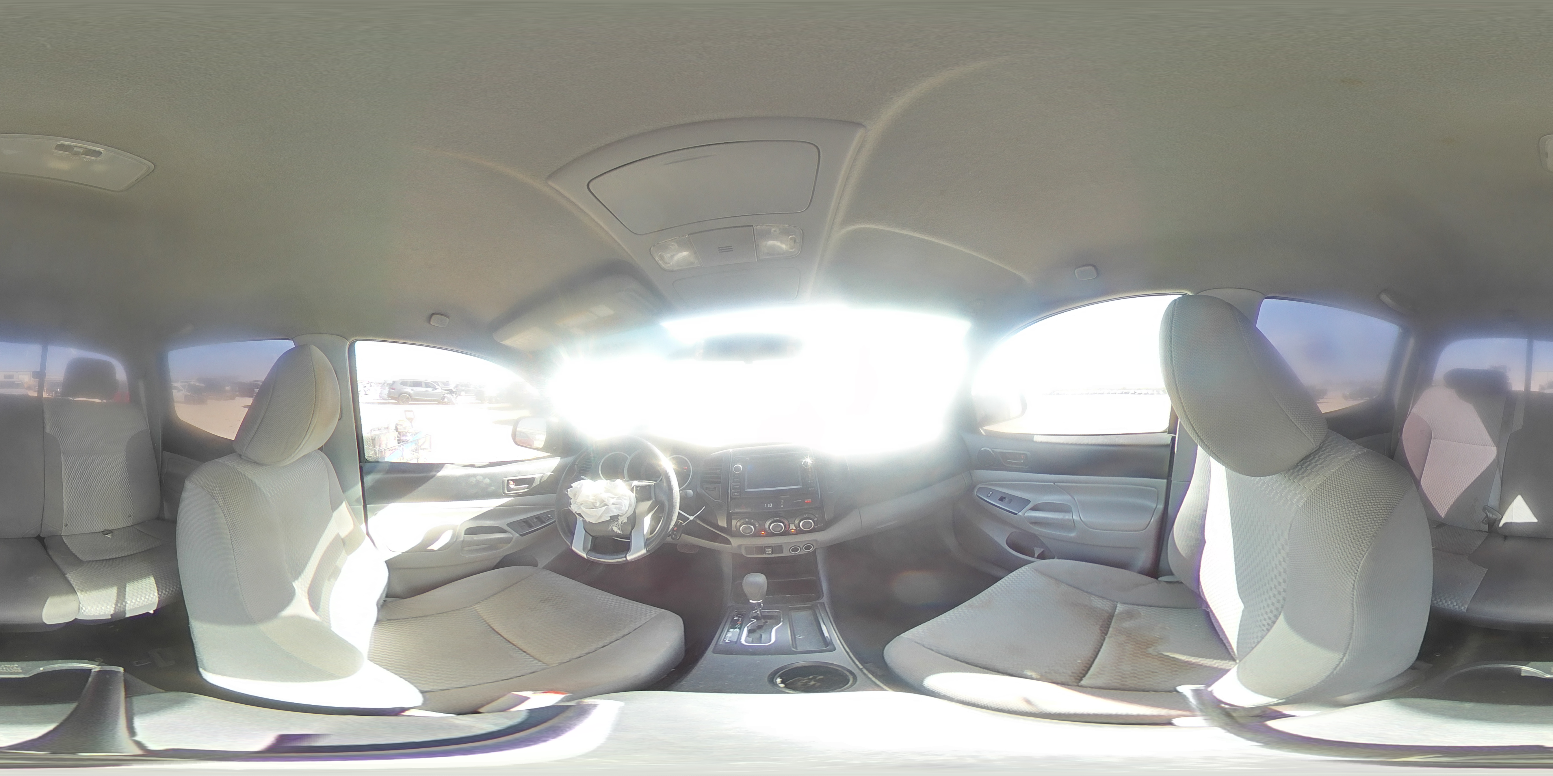 2013 Toyota Tacoma - Image 12