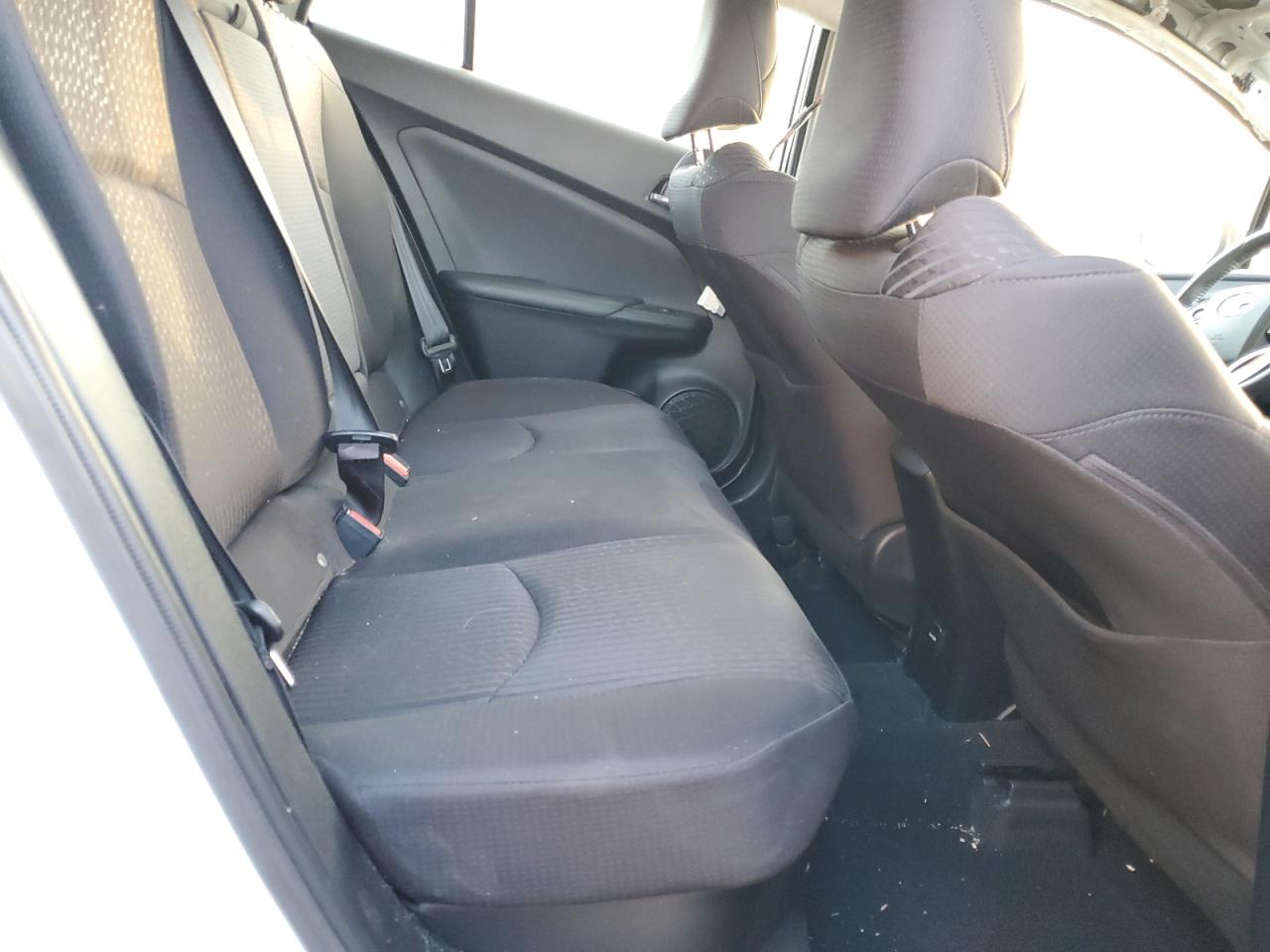 2018 Toyota Prius - Image 10
