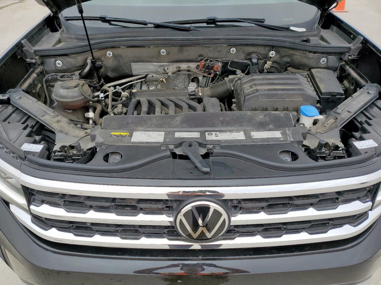 2021 Volkswagen Atlas - Image 12