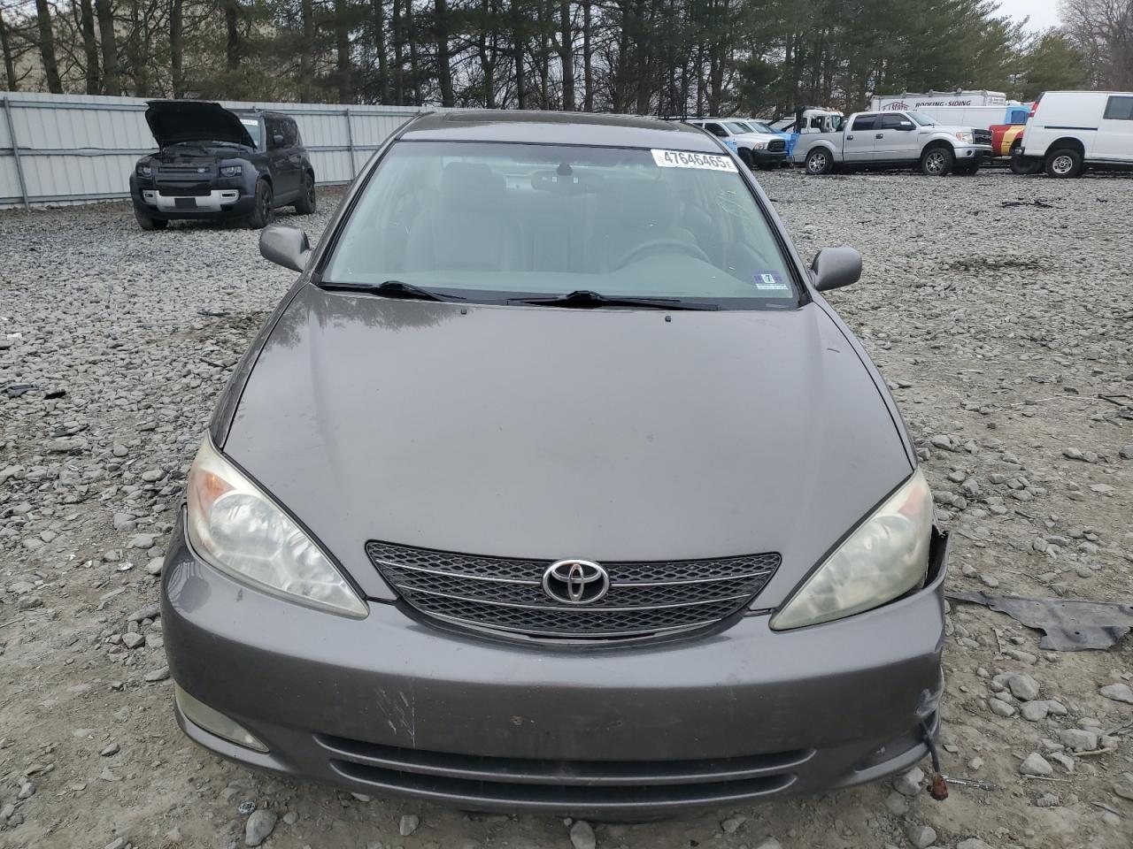 2004 Toyota Camry - Image 5