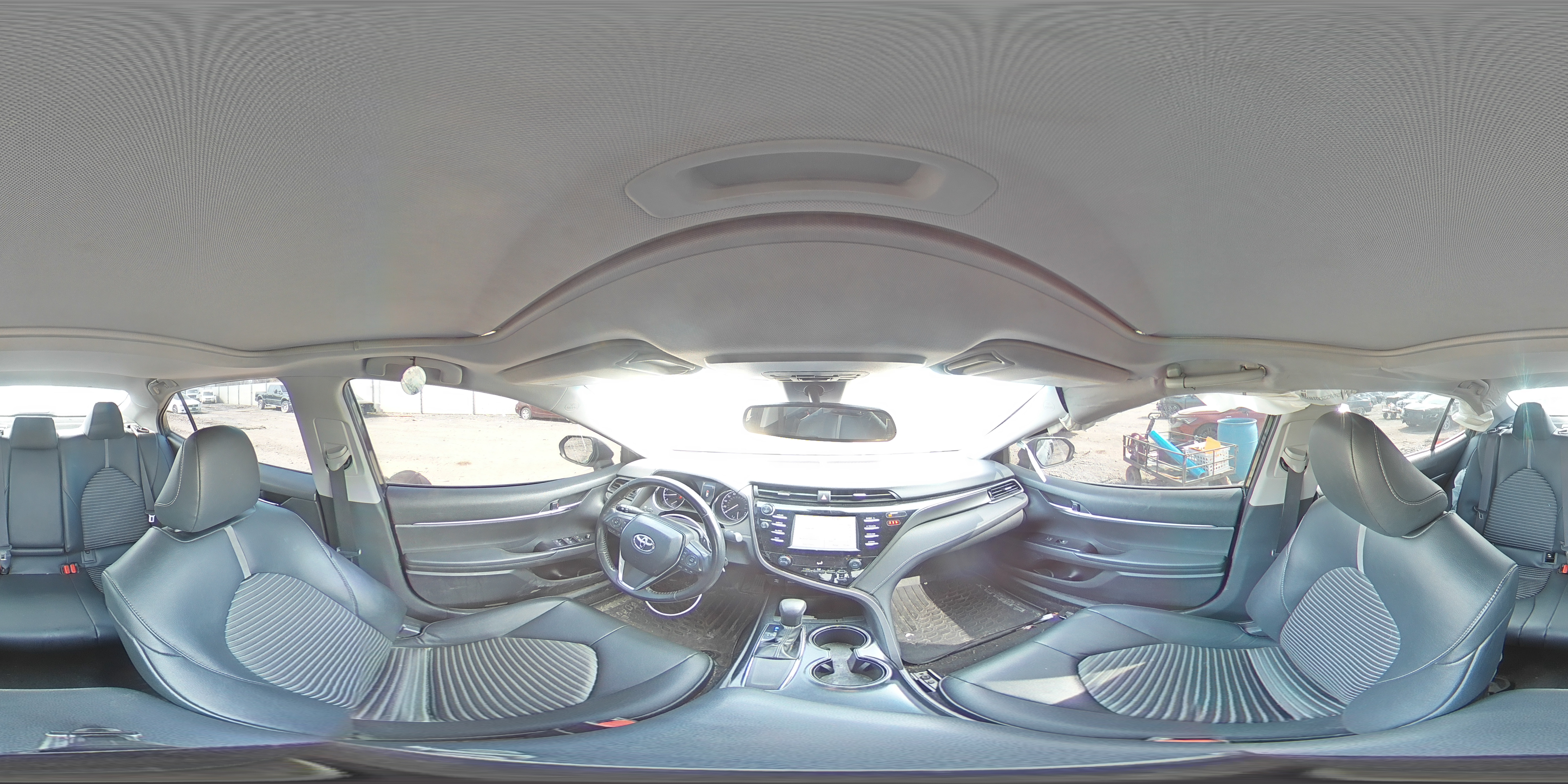 2019 Toyota Camry - Image 12