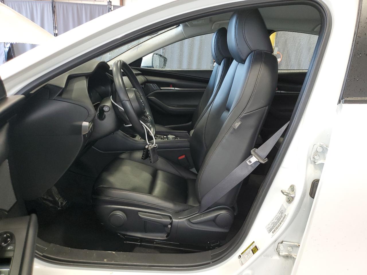 2021 Mazda 3 - Image 7