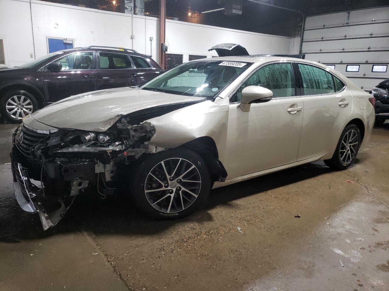2017 Lexus ES - Image 1