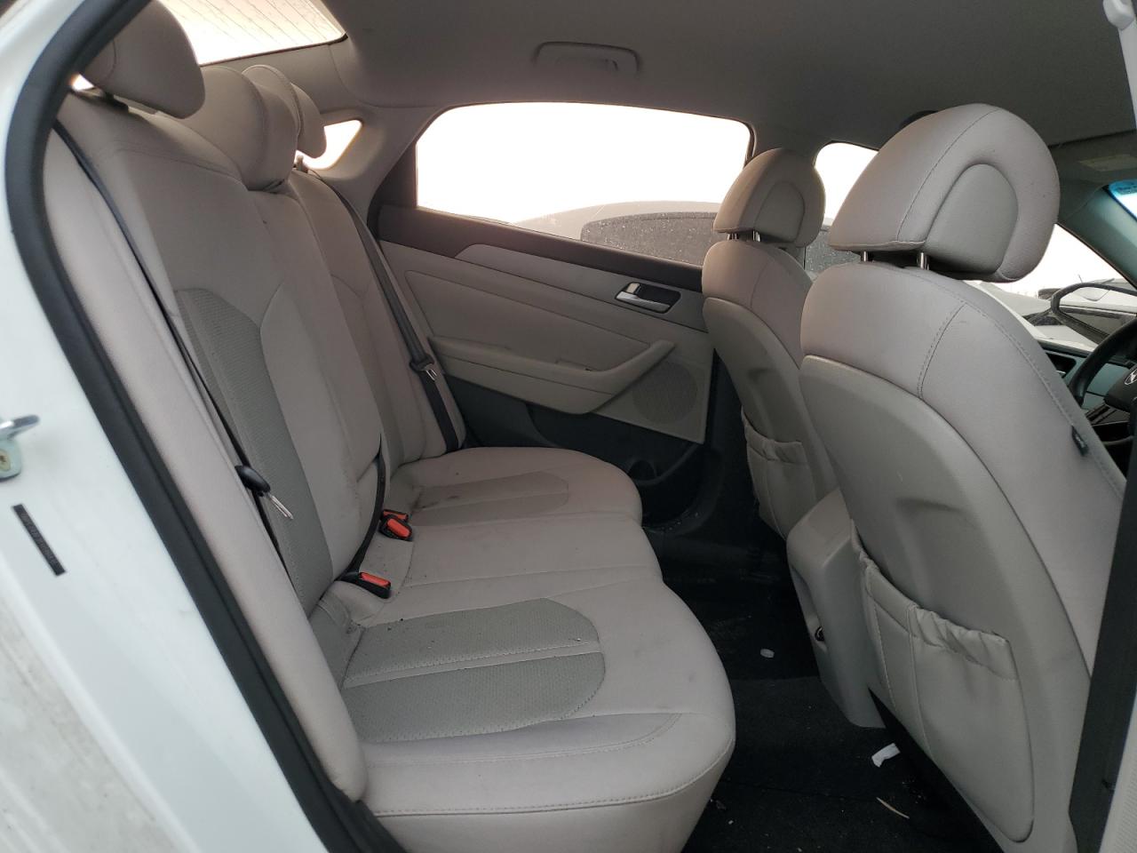 2015 Hyundai Sonata - Image 10