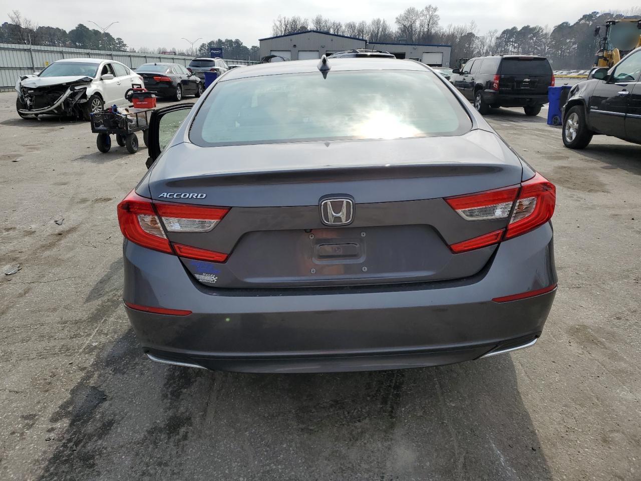 2018 Honda Accord - Image 6
