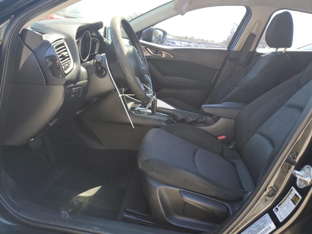 2016 Mazda 3 - Image 7