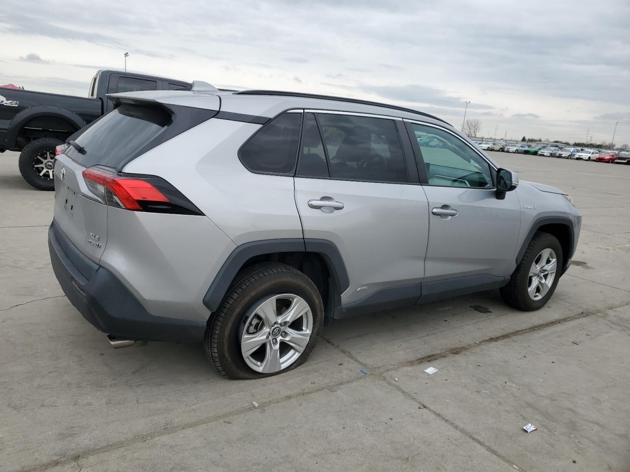 2020 Toyota RAV 4 - Image 3