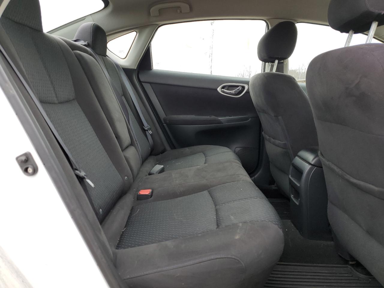 2013 Nissan Sentra - Image 10