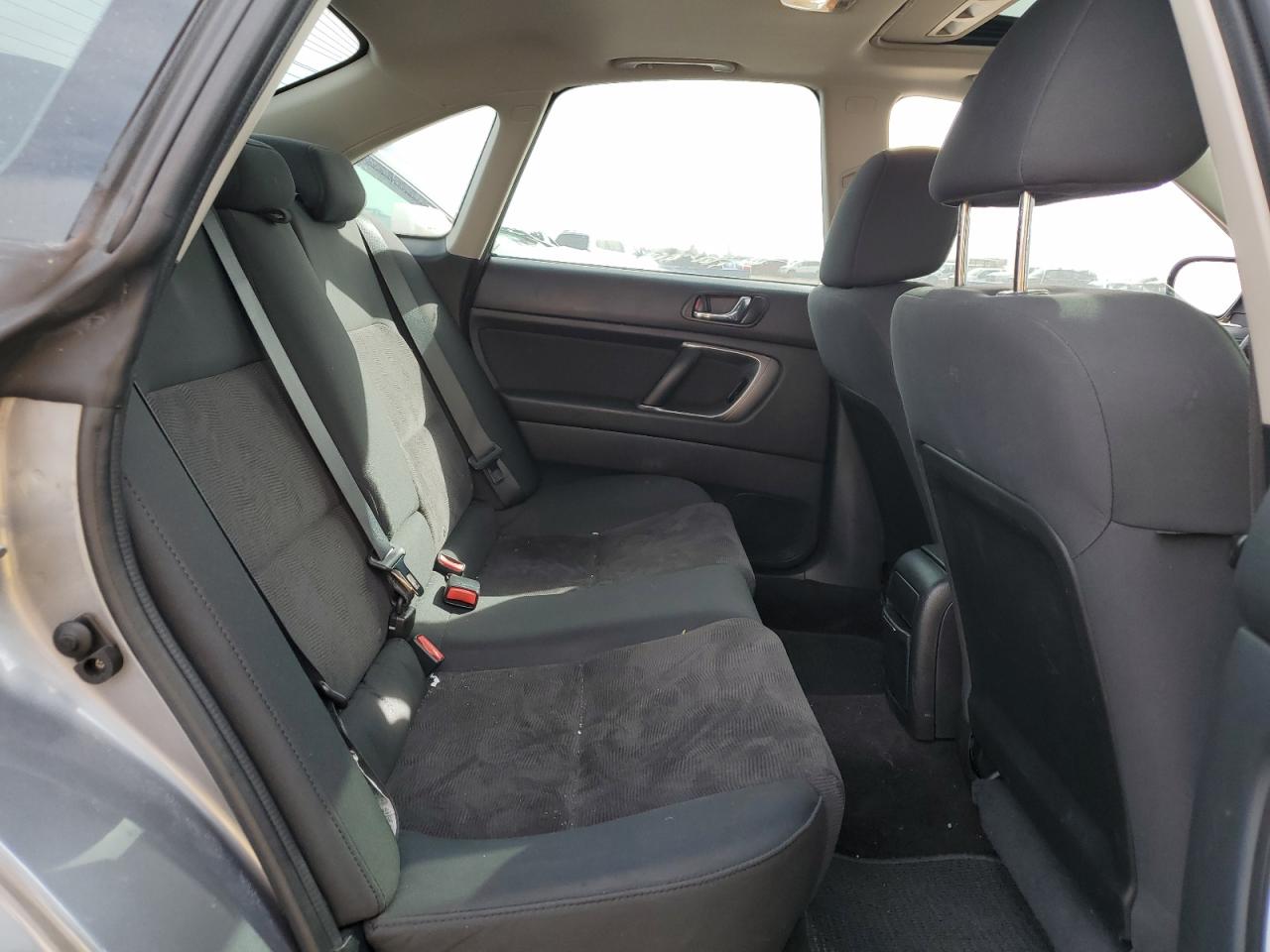 2008 Subaru Legacy - Image 10