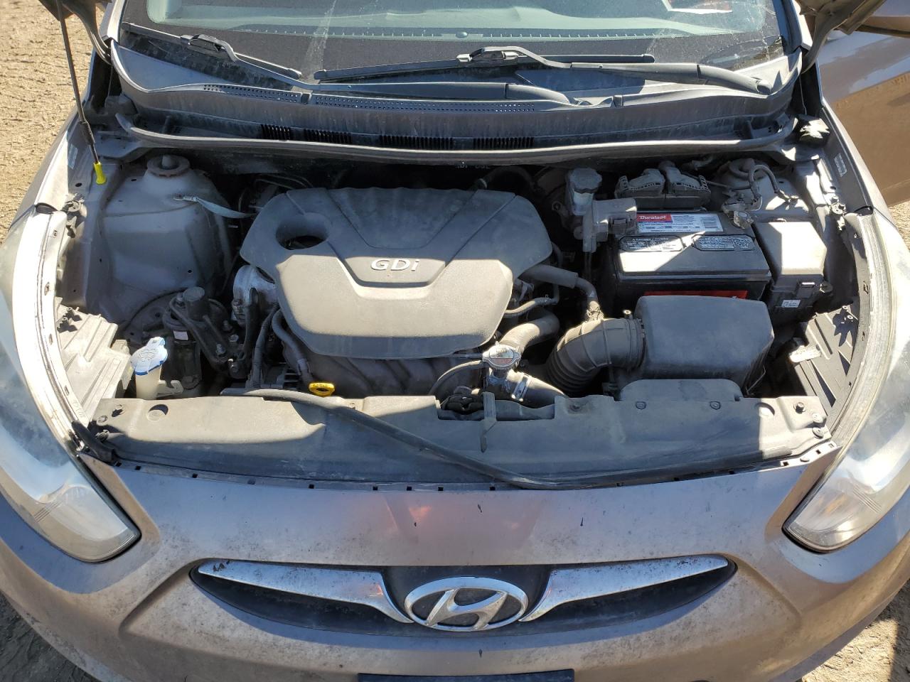 2014 Hyundai Accent - Image 11