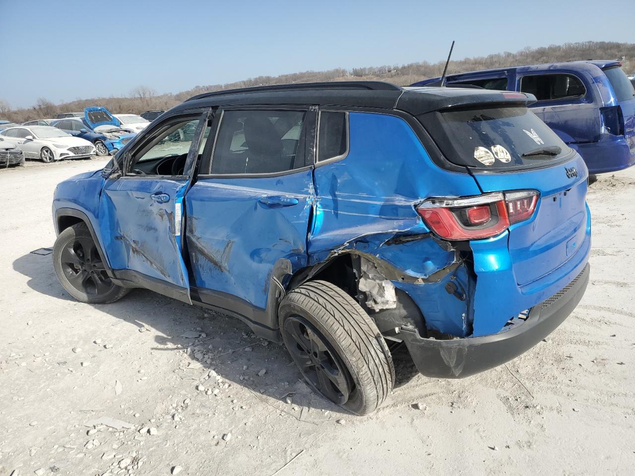 2019 Jeep Compass - Image 2