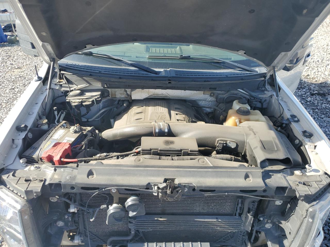 2013 Ford F-150 - Image 13