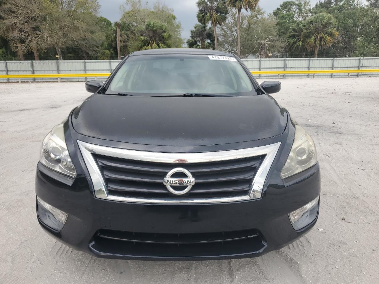 2014 Nissan Altima - Image 5