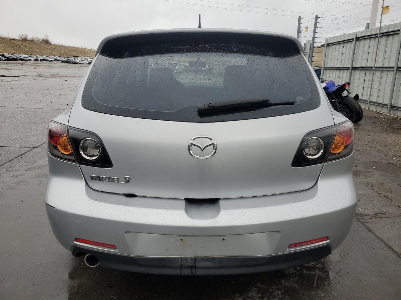 2004 Mazda 3 - Image 6
