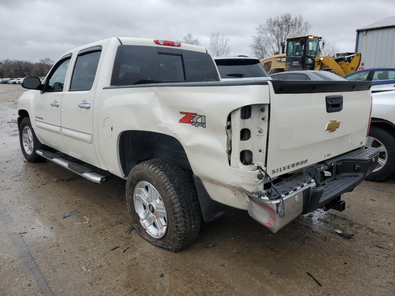 2013 Chevrolet Silverado - Image 2