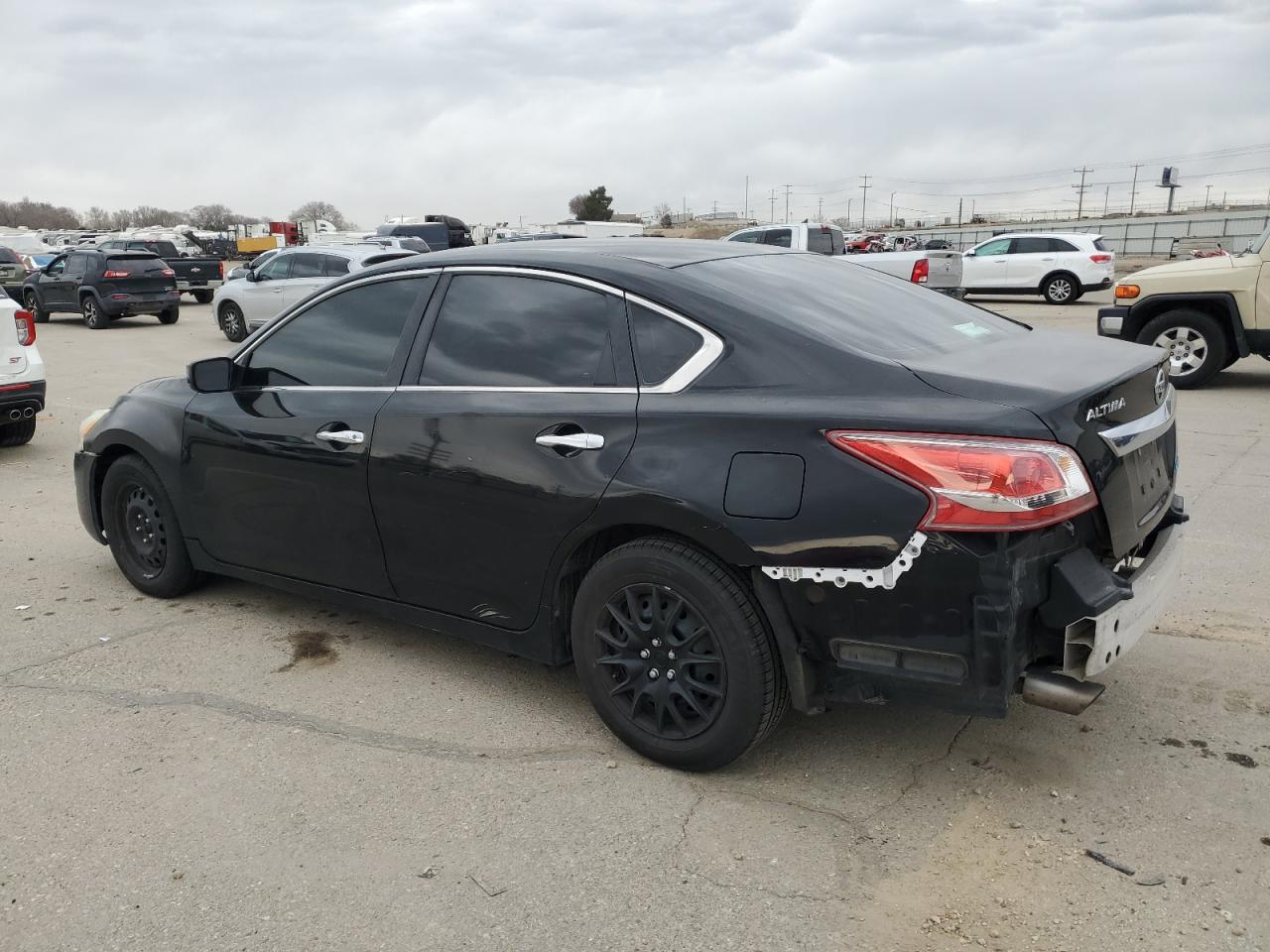 2013 Nissan Altima - Image 2