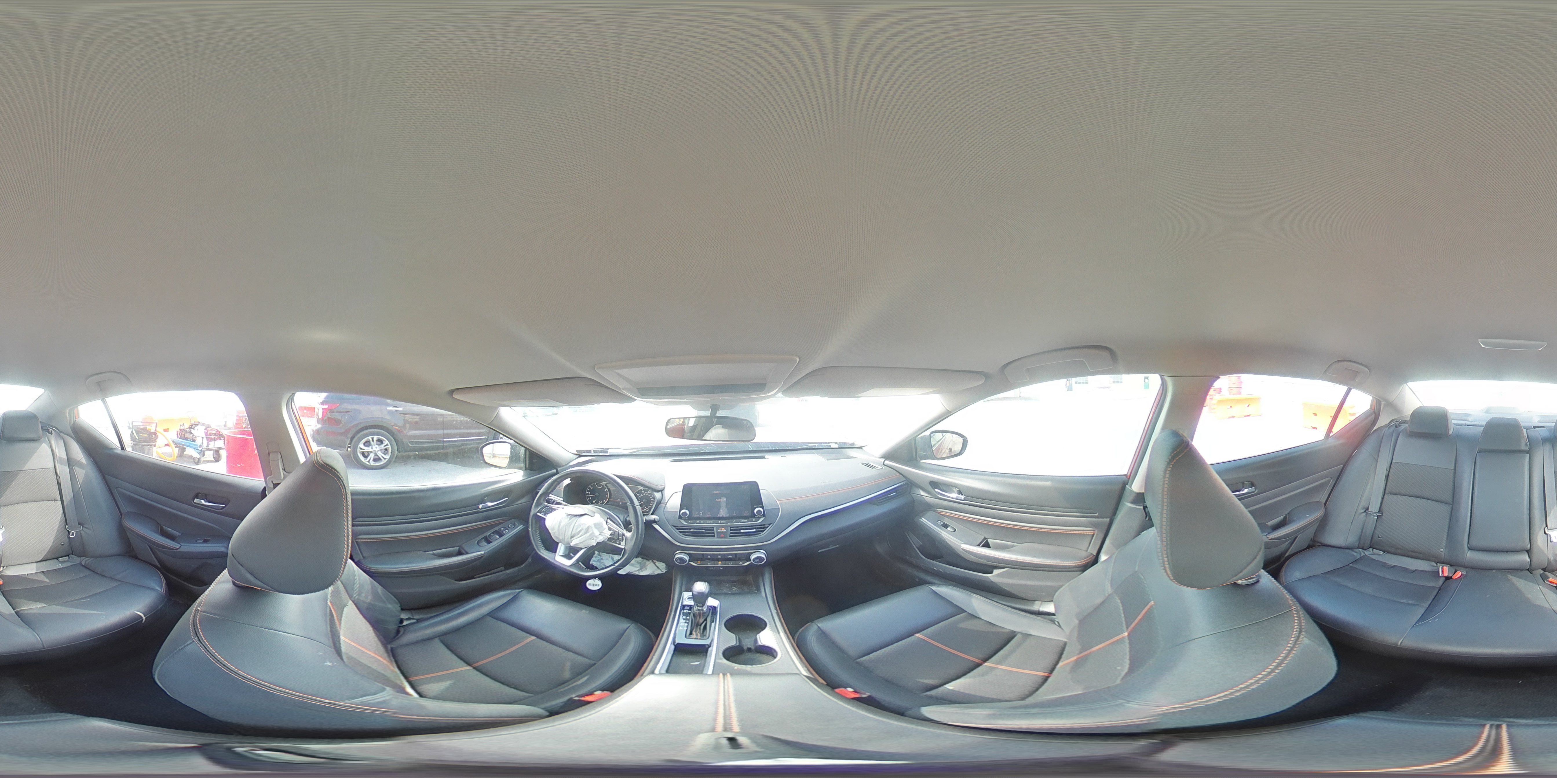2020 Nissan Altima - Image 13
