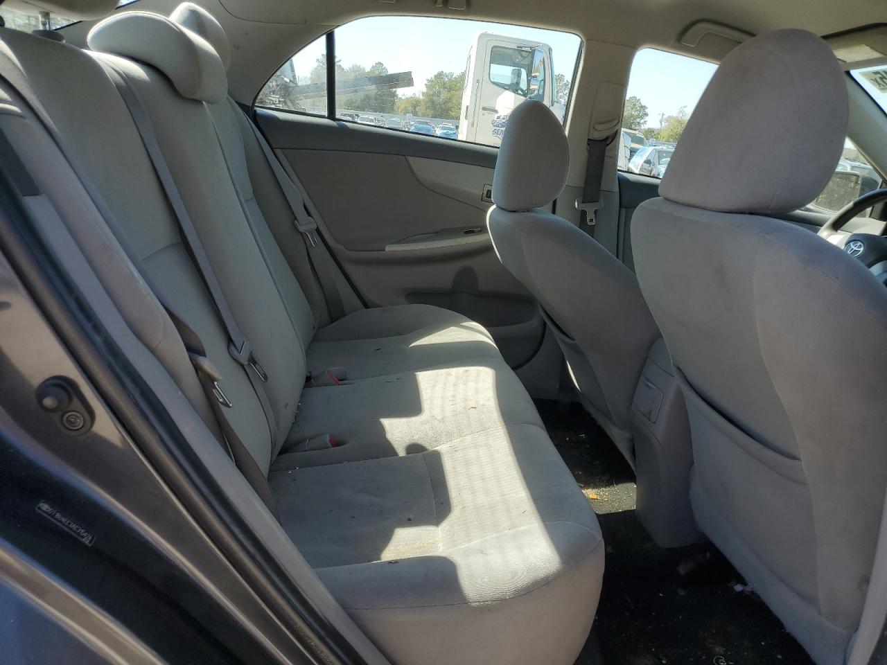 2010 Toyota Corolla - Image 10