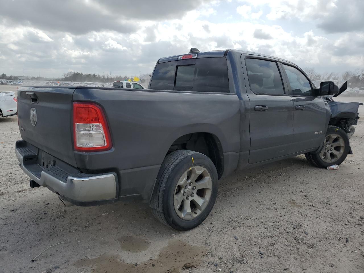 2021 RAM 1500 - Image 3