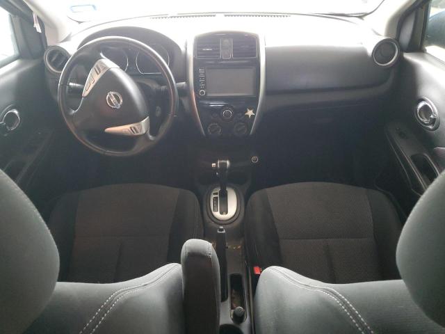  NISSAN VERSA 2018 Granatowy