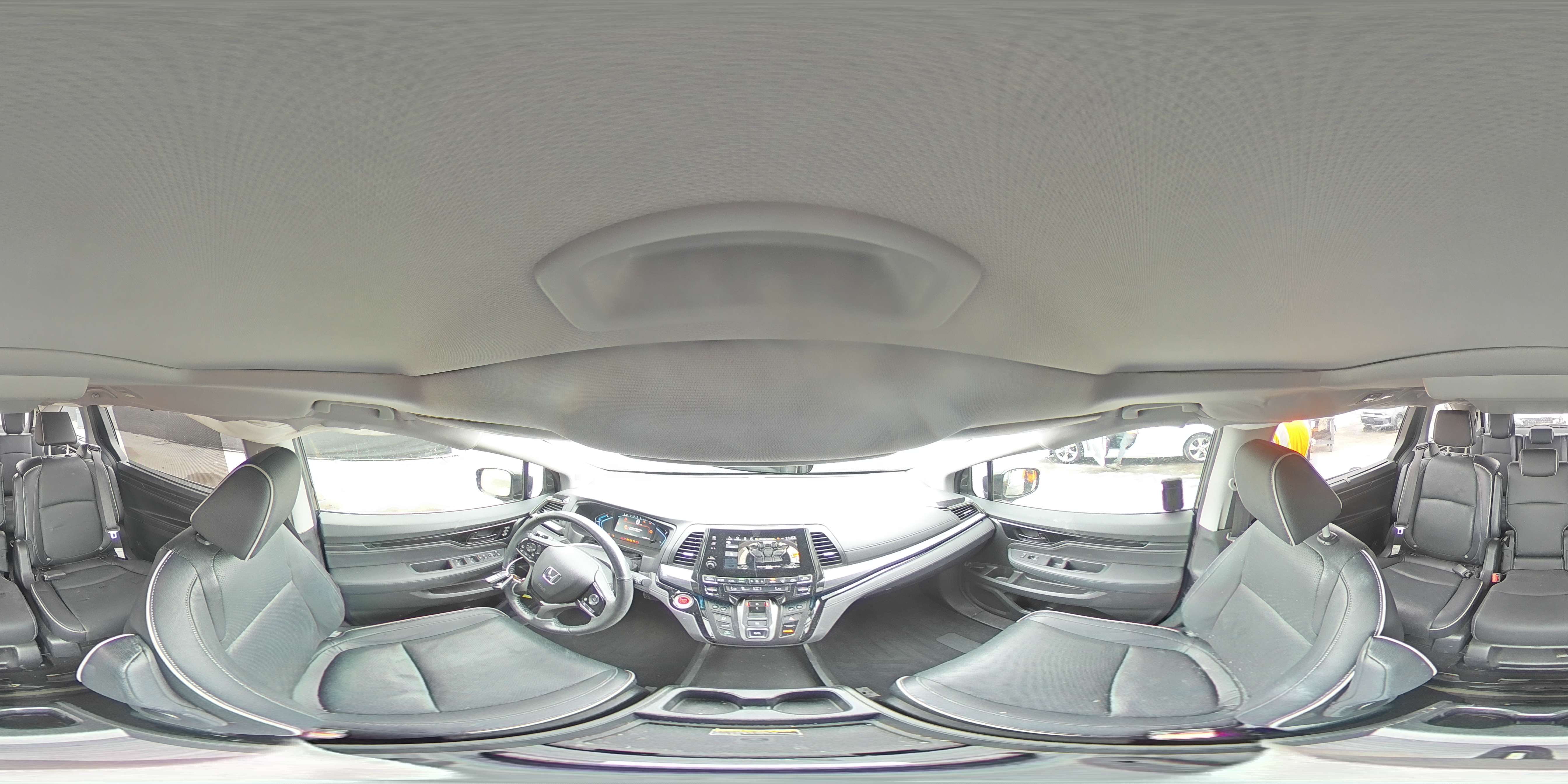 2022 Honda Odyssey - Image 15