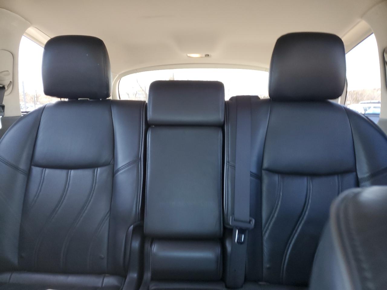 2013 Infiniti JX - Image 10