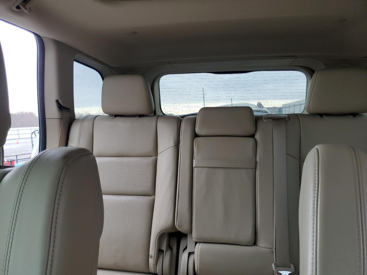 2020 Jeep Grand Cherokee - Image 10