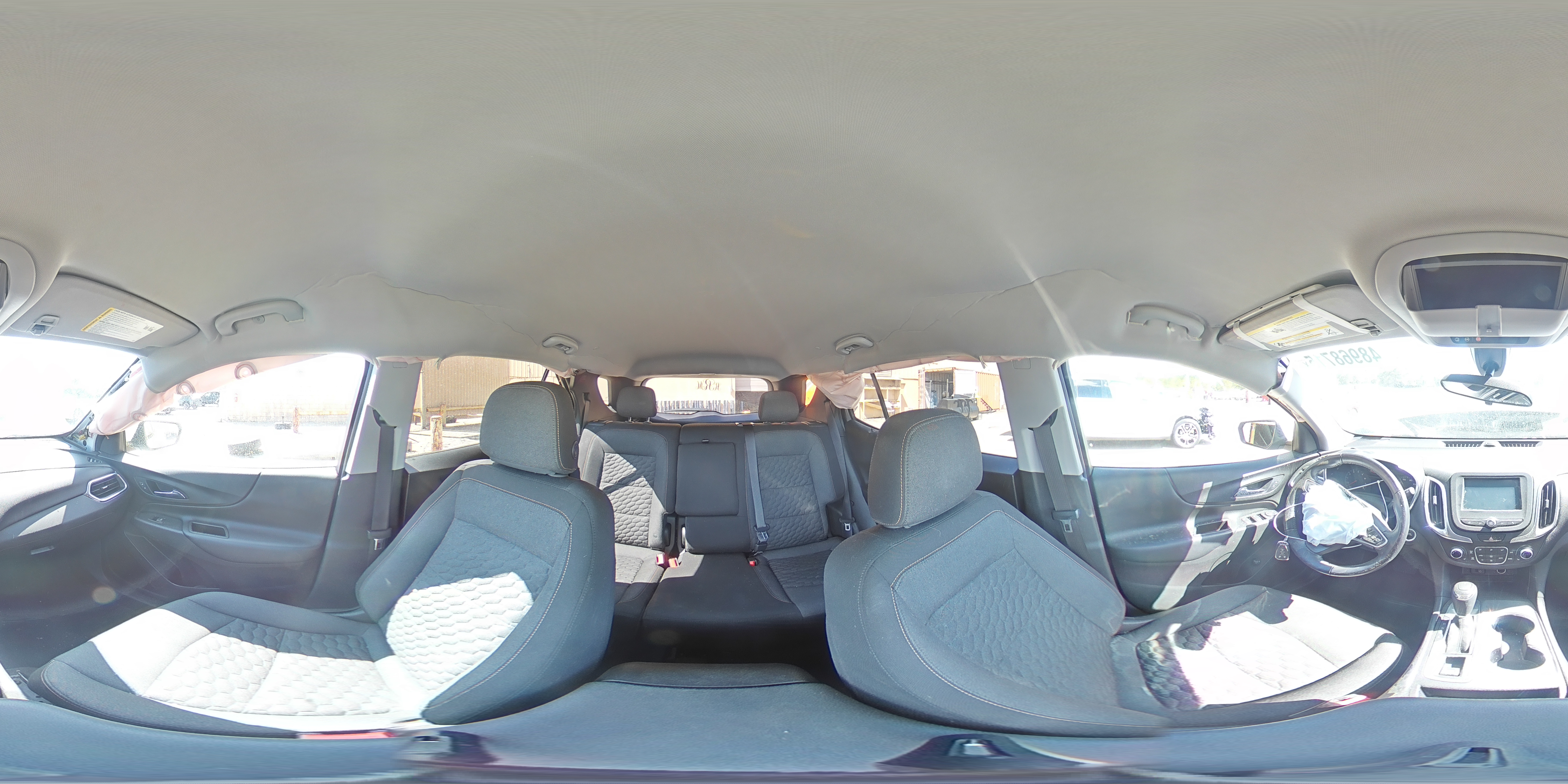 2018 Chevrolet Equinox - Image 12