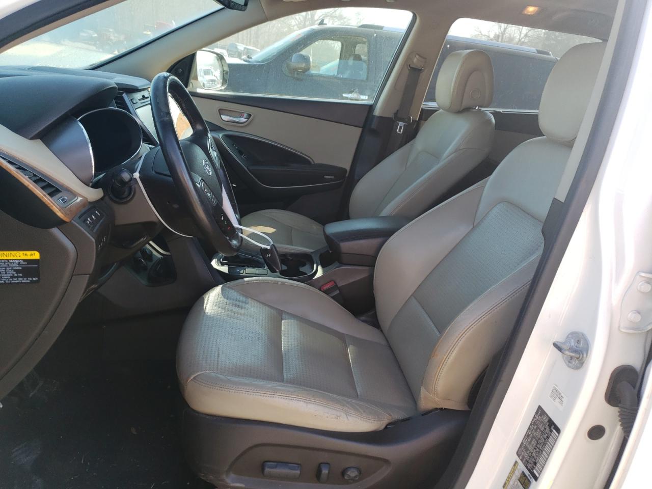 2013 Hyundai Santa Fe - Image 7