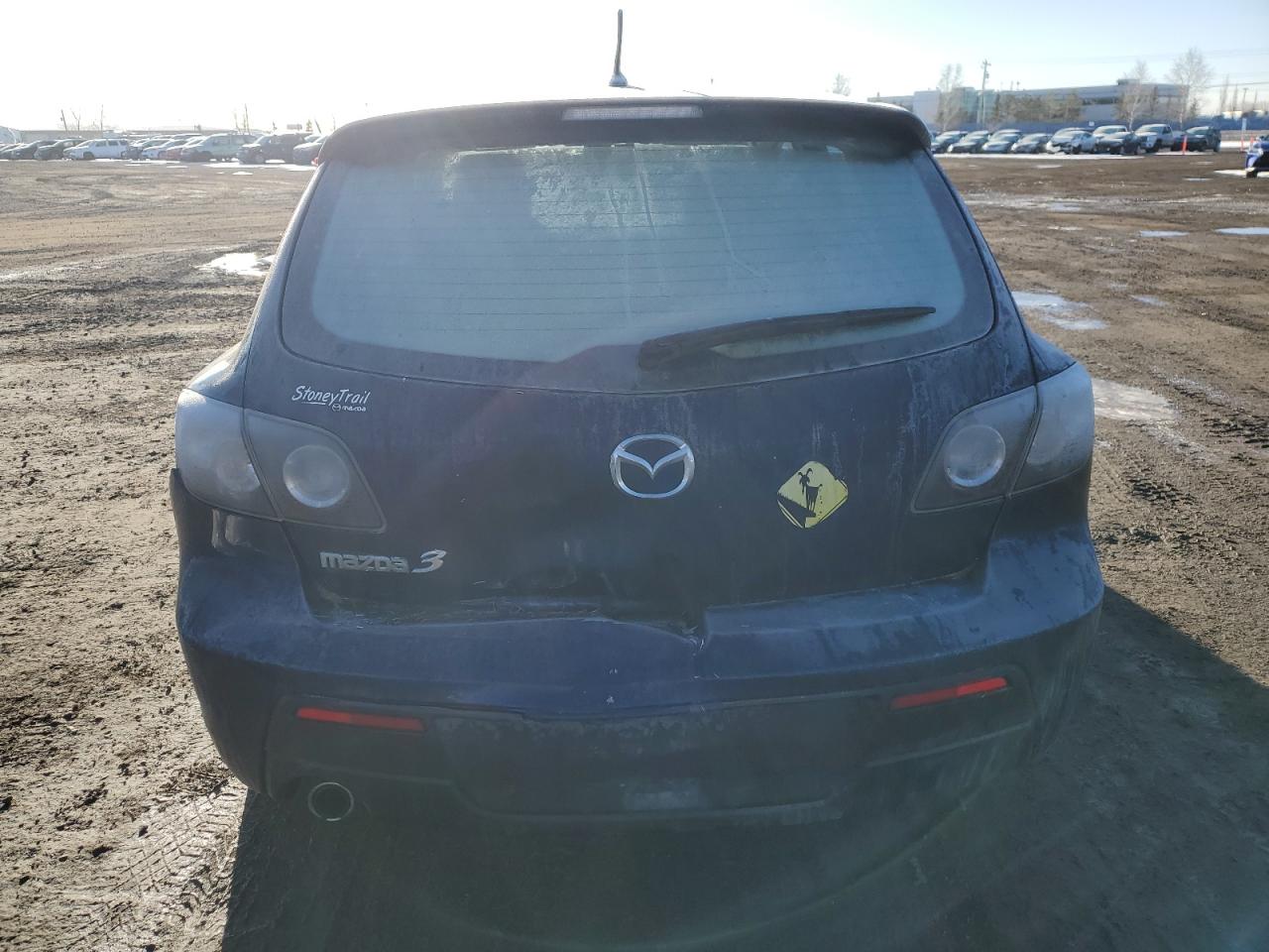 2009 Mazda 3 - Image 6