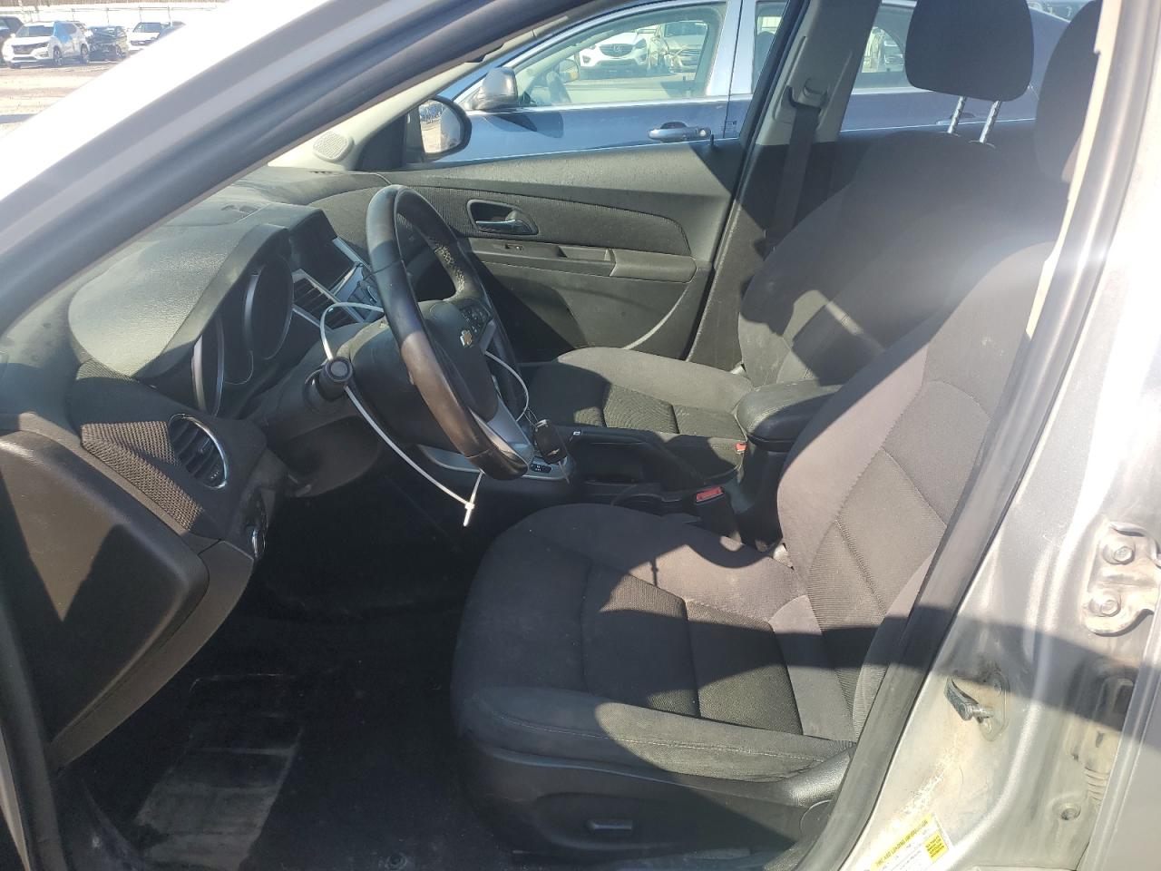 2014 Chevrolet Cruze - Image 7