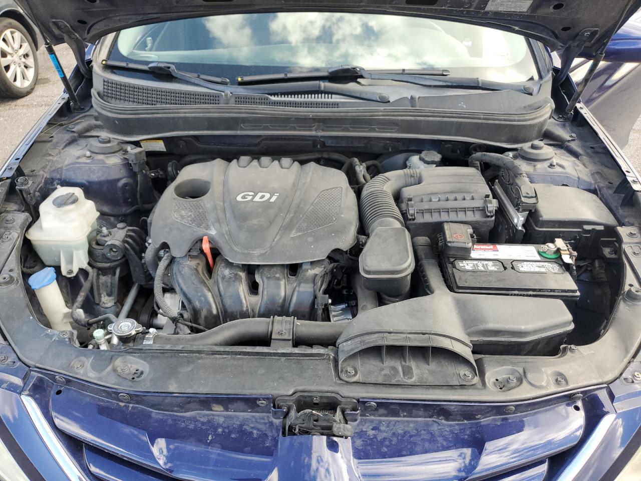 2011 Hyundai Sonata - Image 11