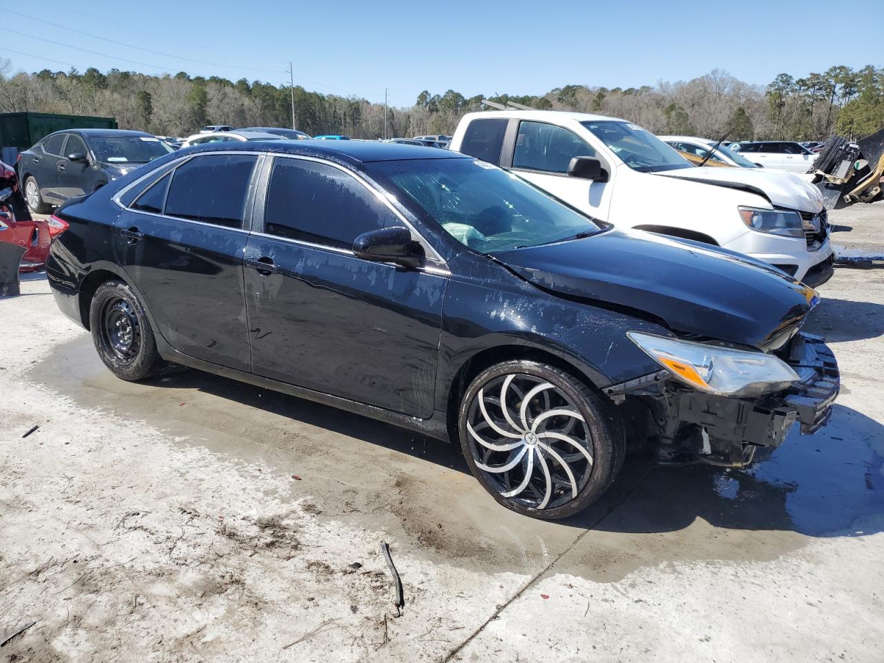 2015 Toyota Camry - Image 4