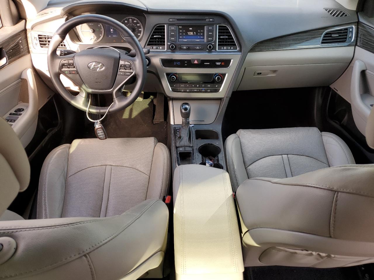 2015 Hyundai Sonata - Image 8