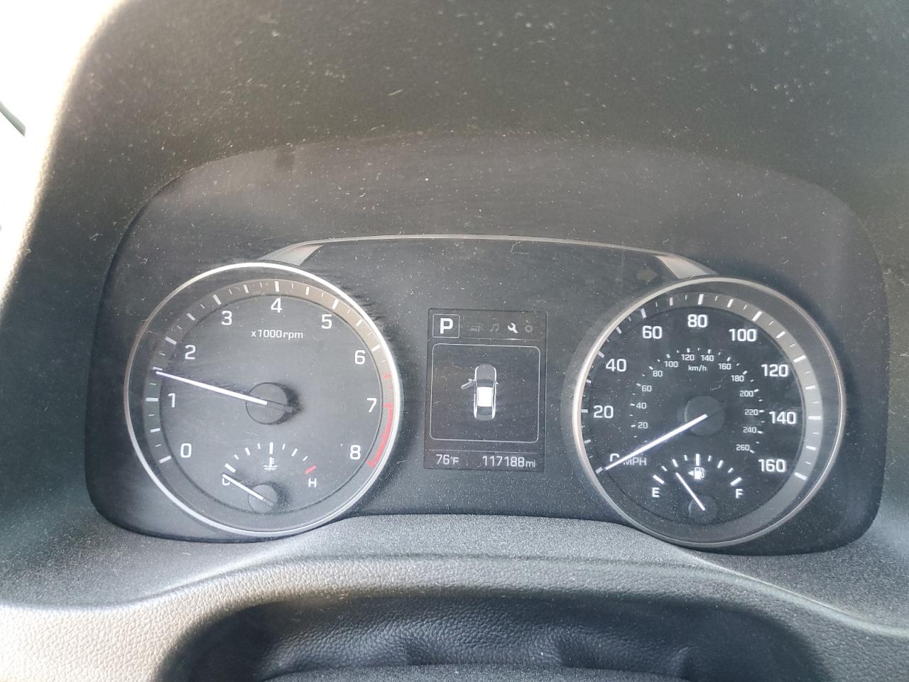 2018 Hyundai Elantra - Image 9