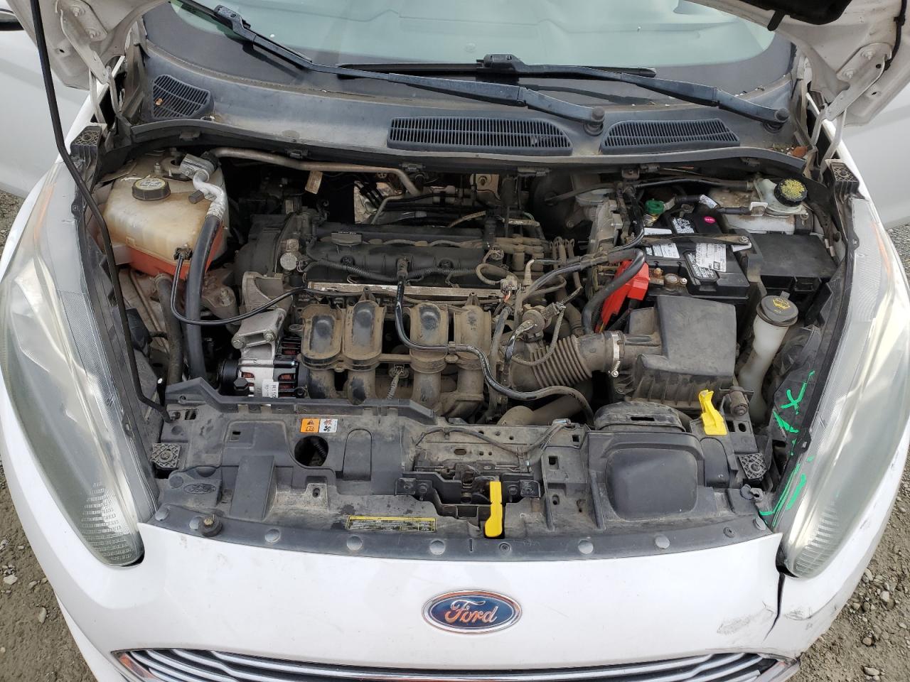 2014 Ford Fiesta - Image 12