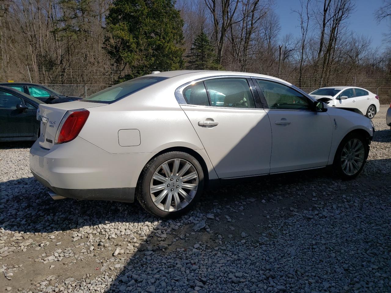 2012 Lincoln MKS - Image 3