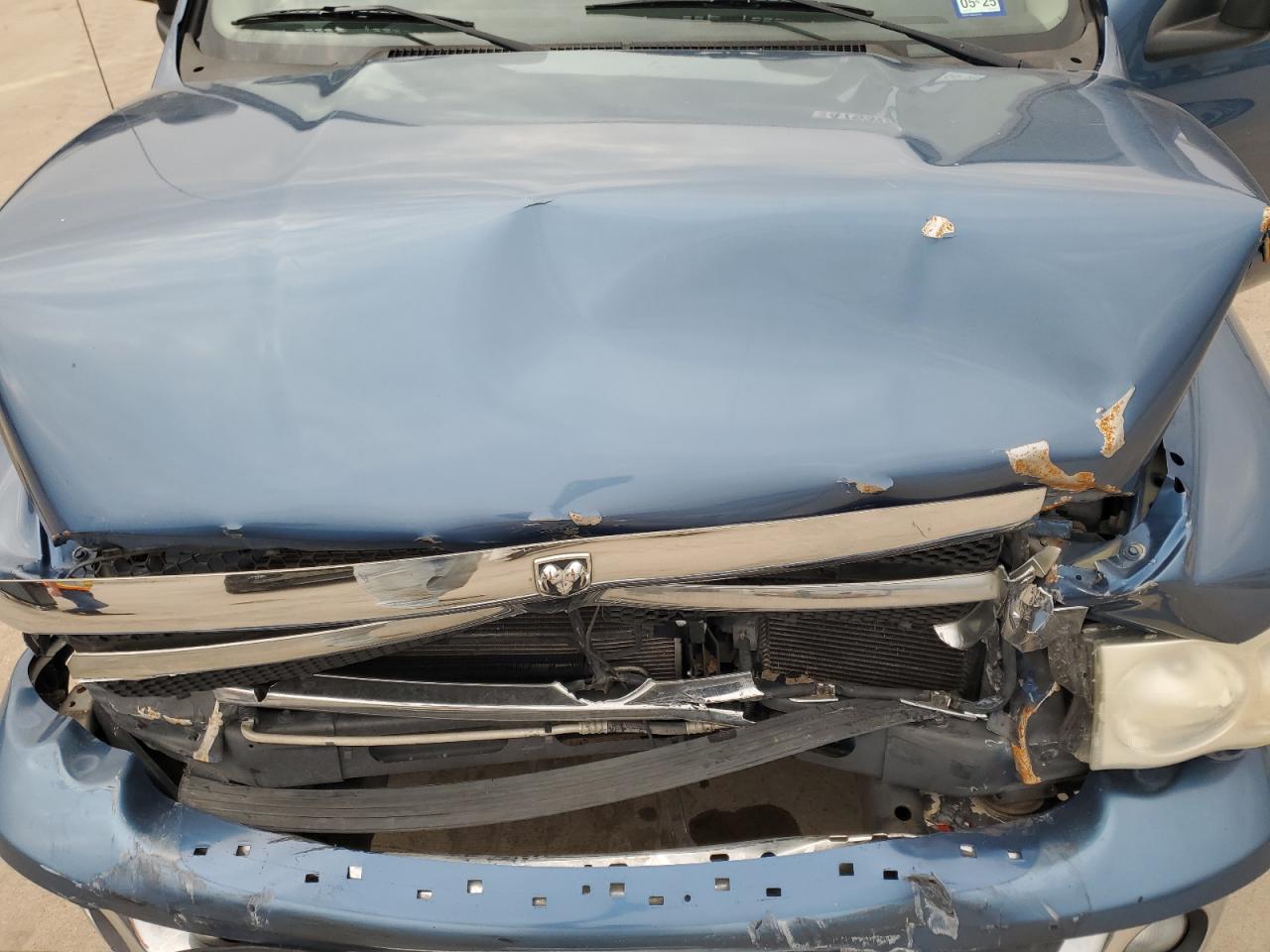 2005 Dodge RAM - Image 12