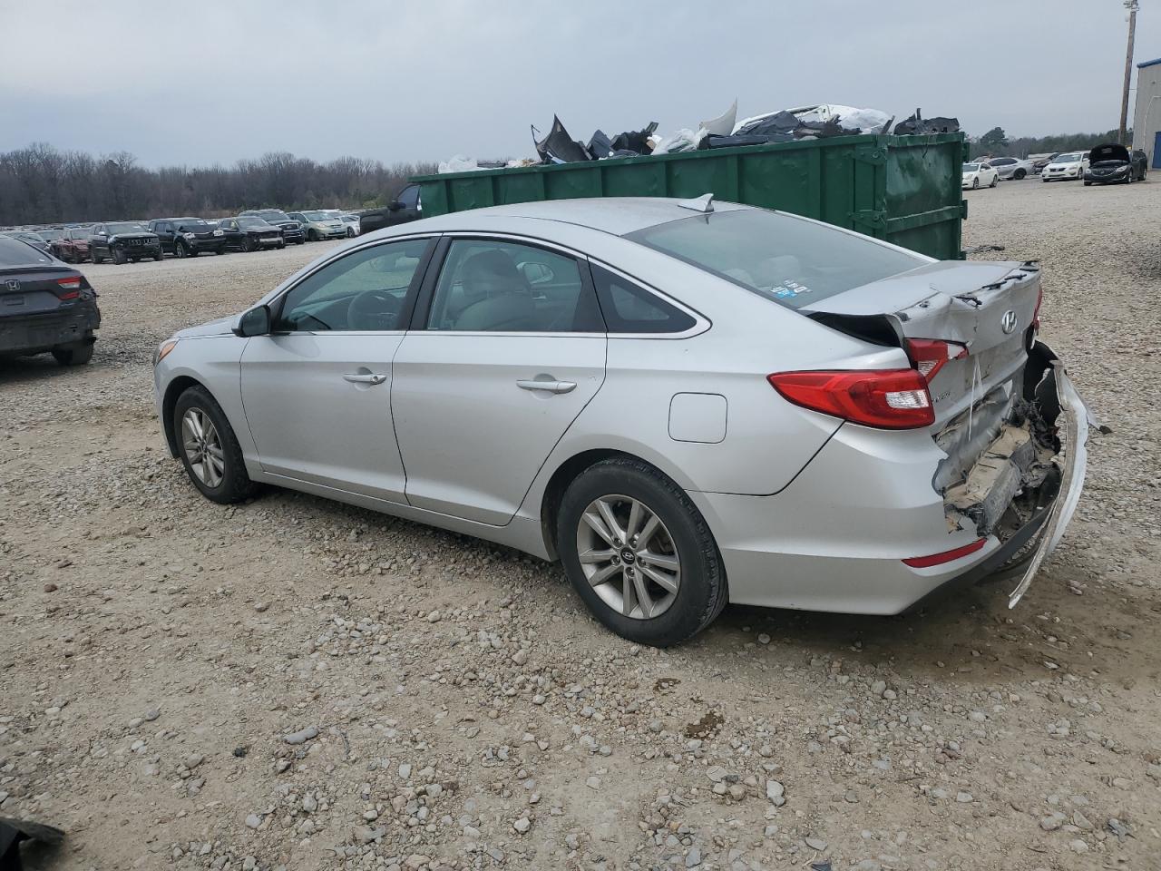 2016 Hyundai Sonata - Image 2