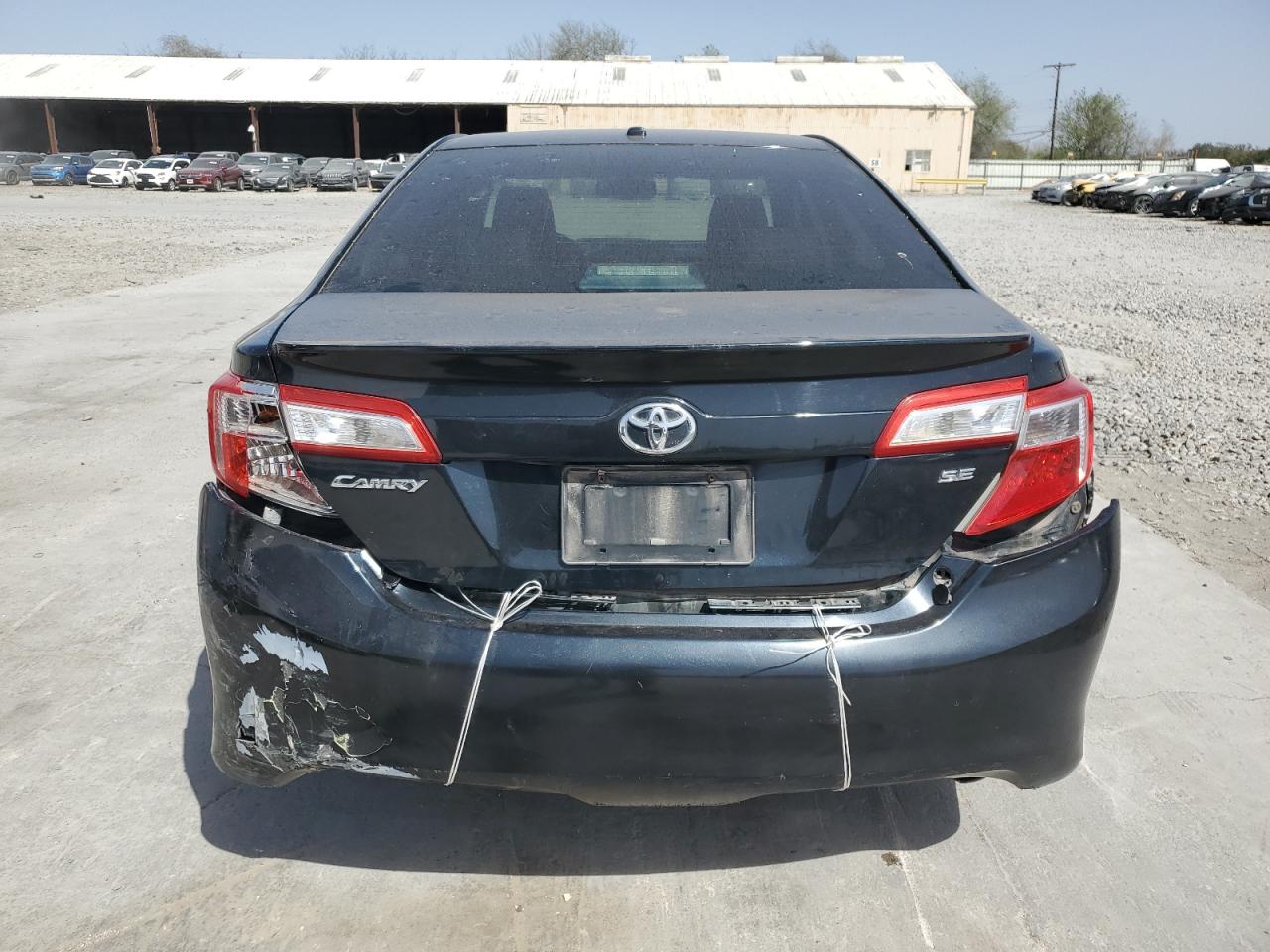2012 Toyota Camry - Image 6