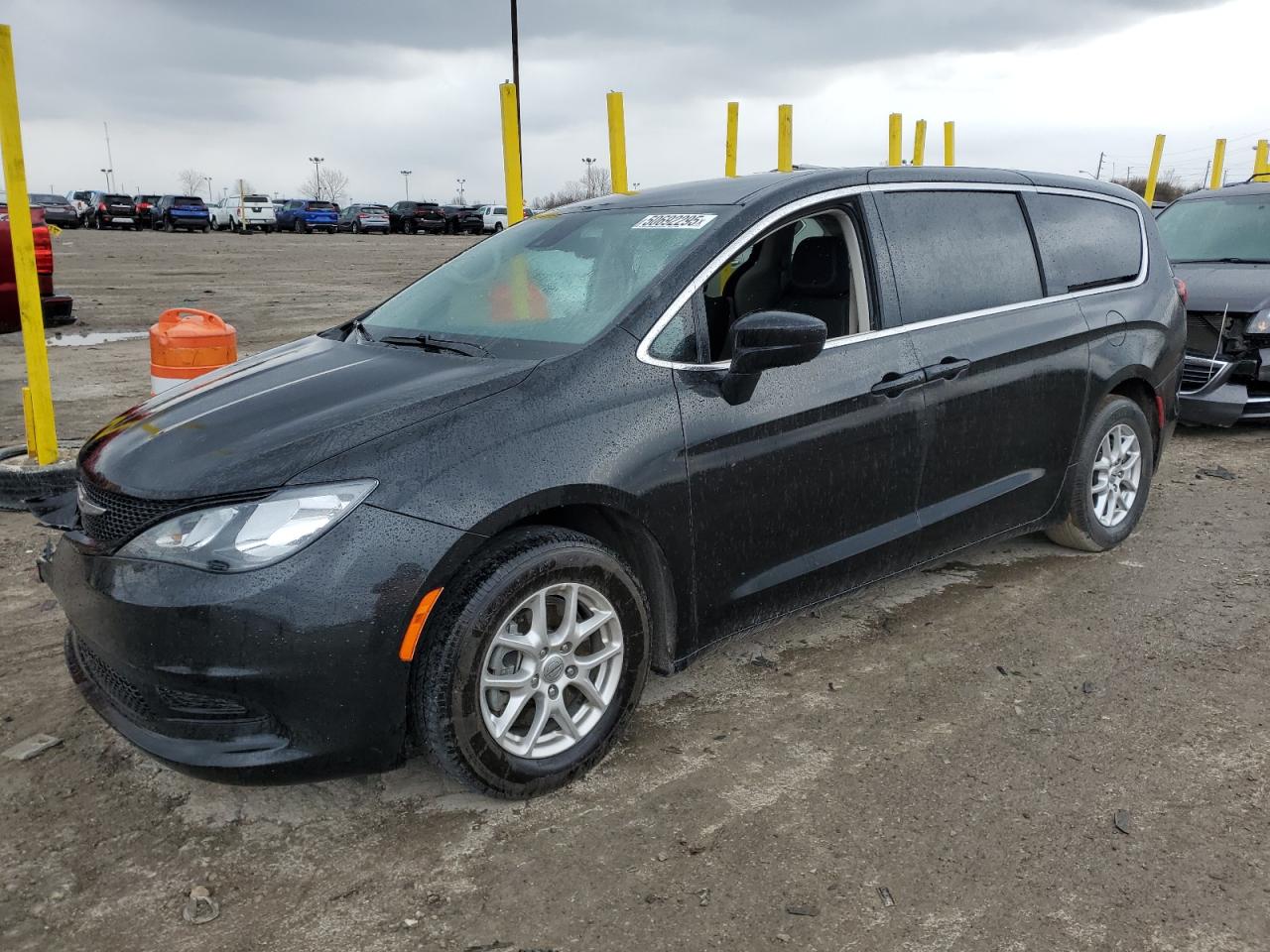 2023 Chrysler Voyager Lx for Sale in Indianapolis, IN - Front End