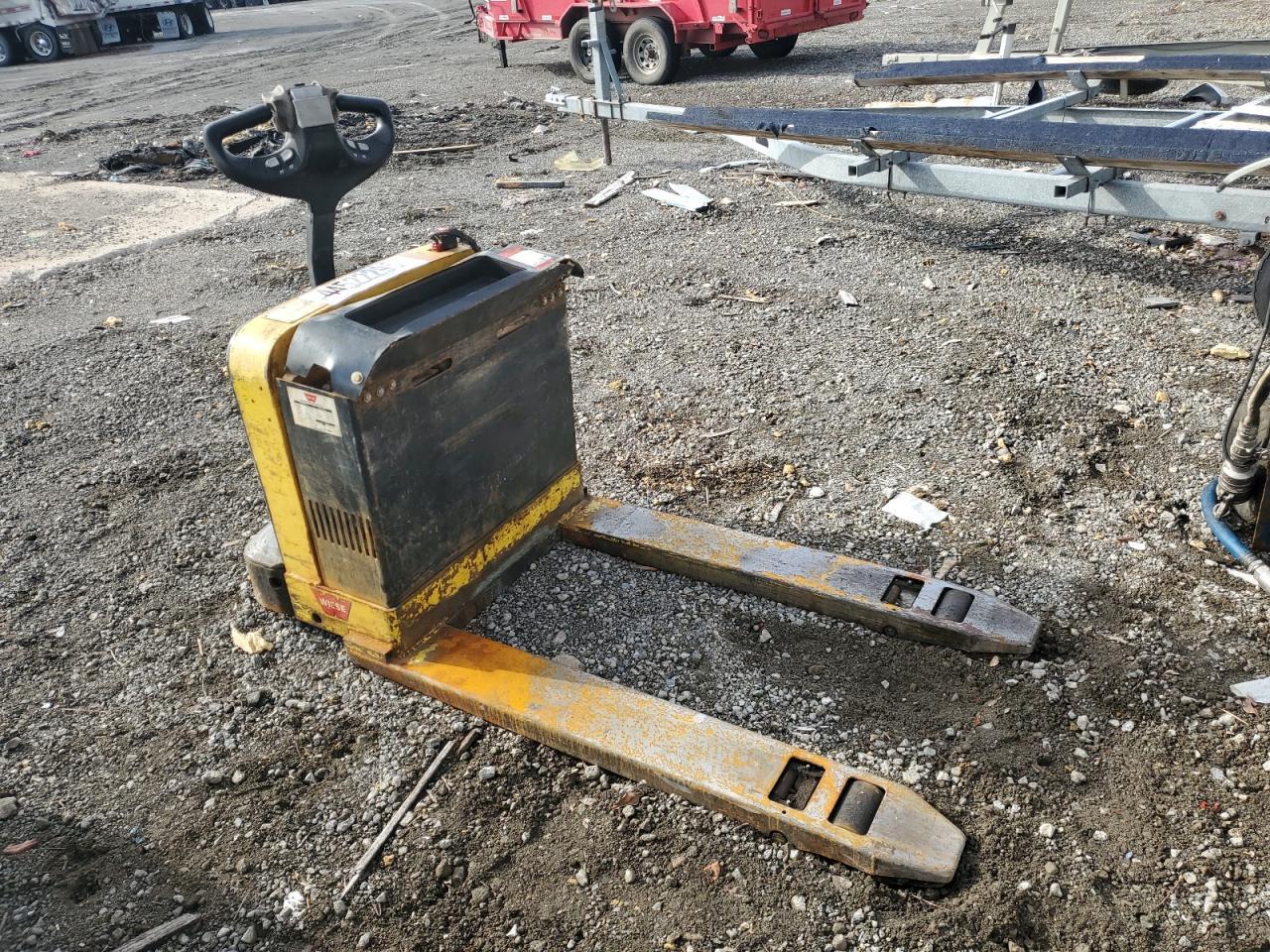 2016 'Other Heavy Equipment' Palletjack for Sale in Cahokia Heights, IL - All Over