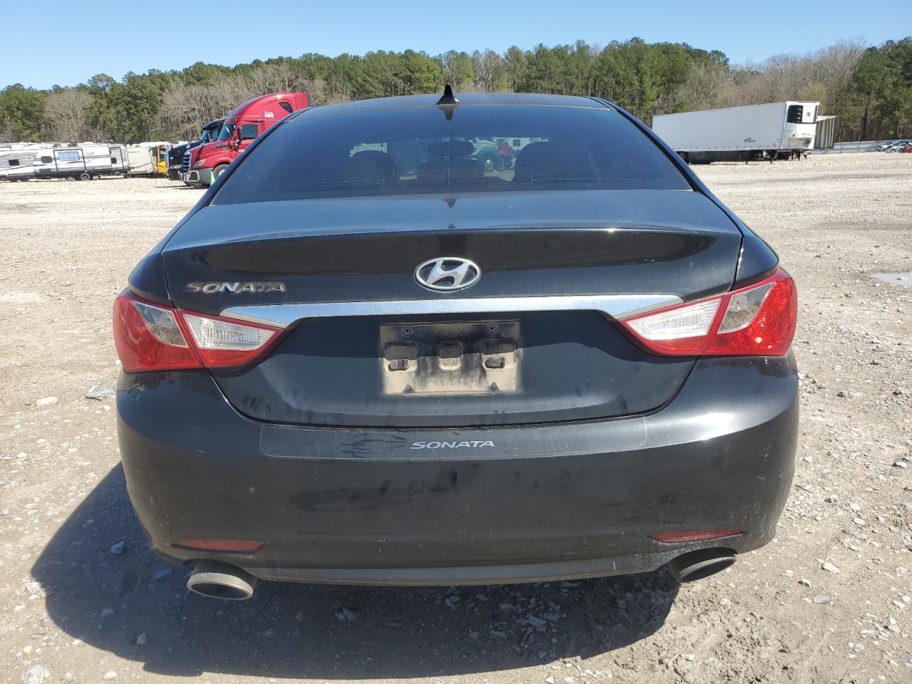 2011 Hyundai Sonata - Image 6