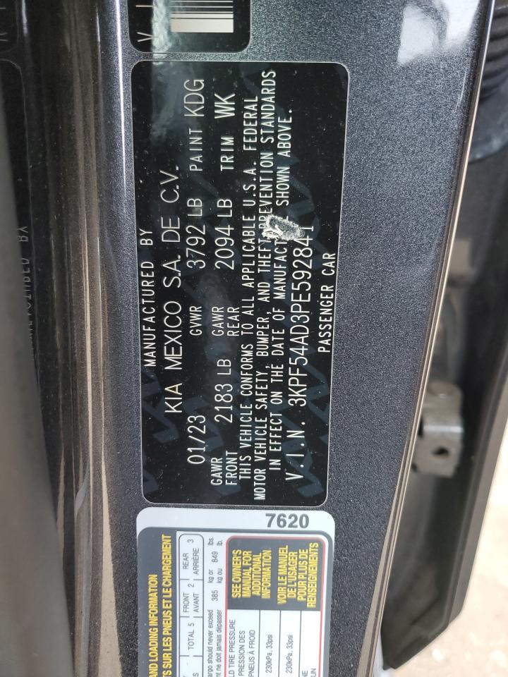 2023 Kia Forte - Image 12