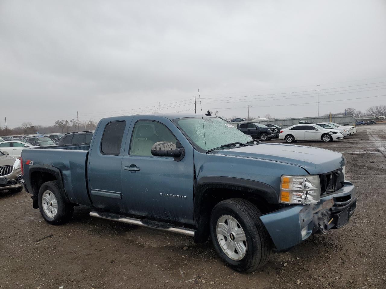 2010 Chevrolet Silverado - Image 4