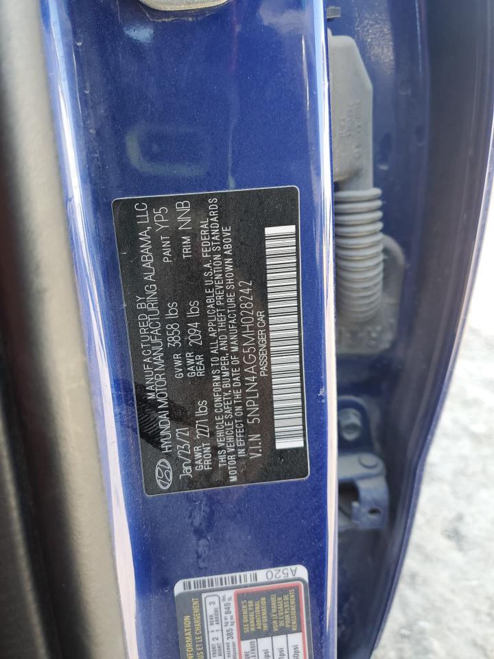 2021 Hyundai Elantra - Image 12
