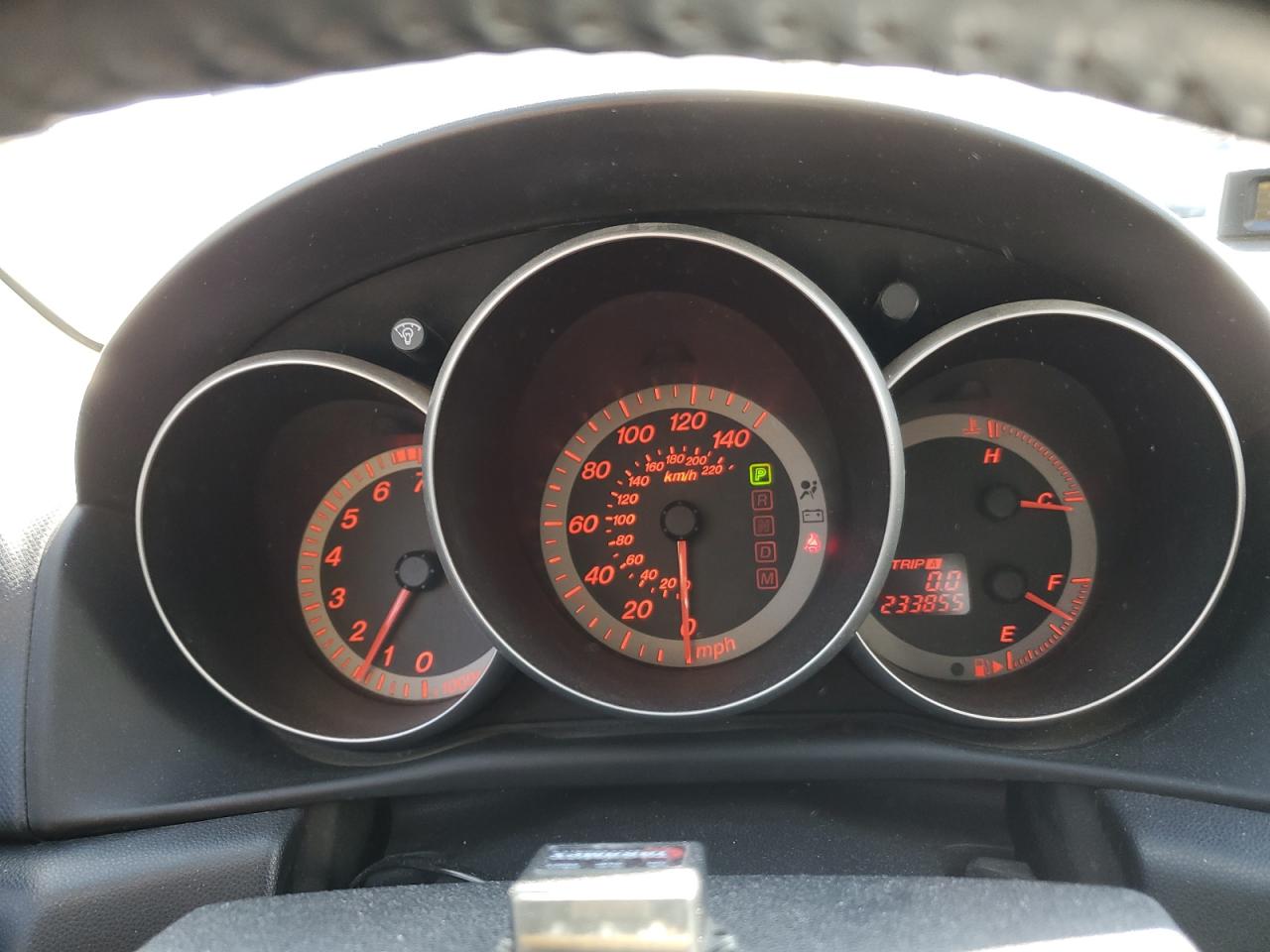 2004 Mazda 3 - Image 9